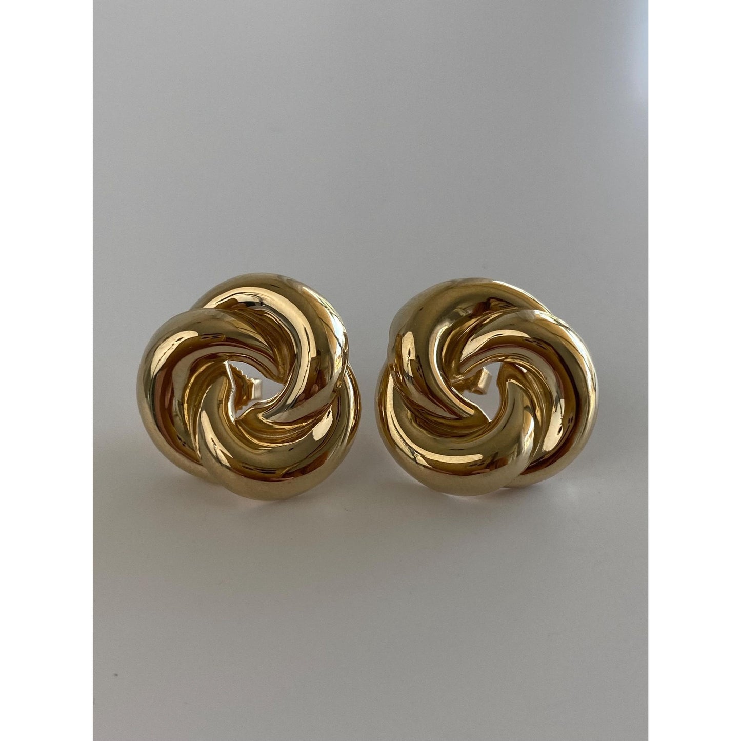 Vintage Solid 14k Yellow Gold Knot Stud Earrings