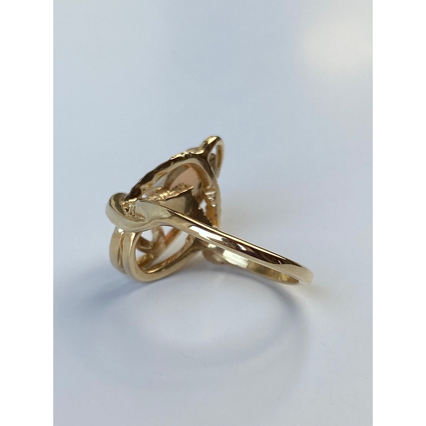 Vintage Solid 14k Yellow Gold Opal Textured Ring - Size 6.75