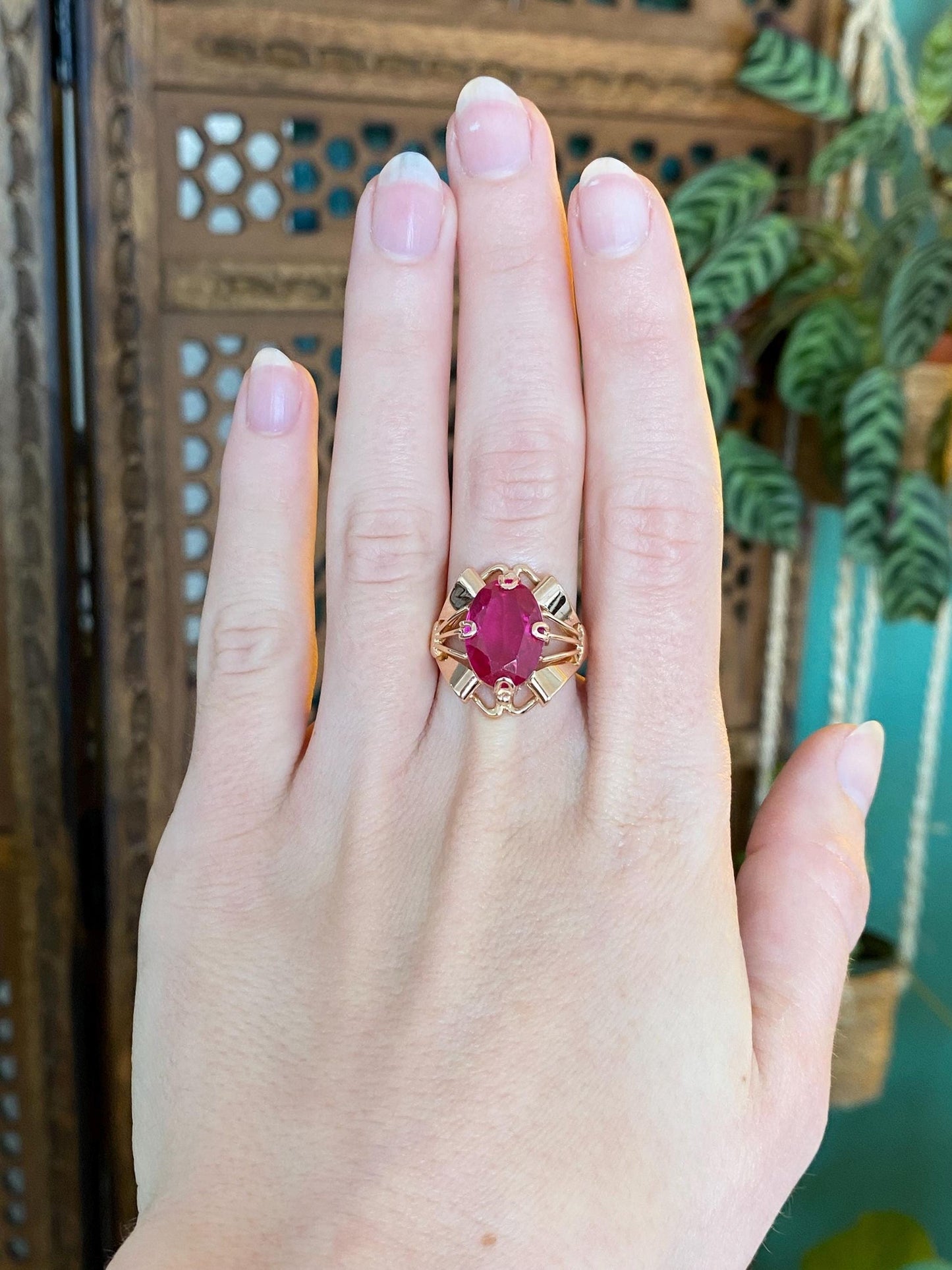 Vintage Solid 14k Rose Gold Pink Sapphire Ring - Size 7.5