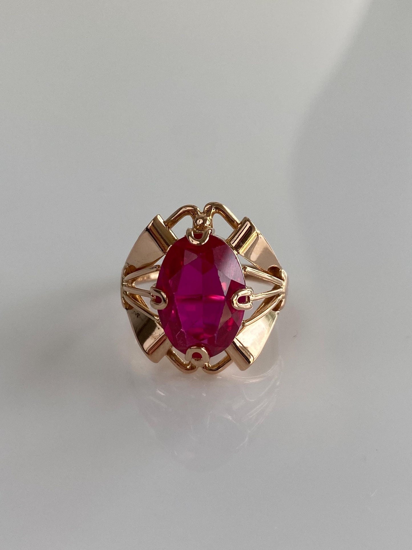 Vintage Solid 14k Rose Gold Pink Sapphire Ring - Size 7.5