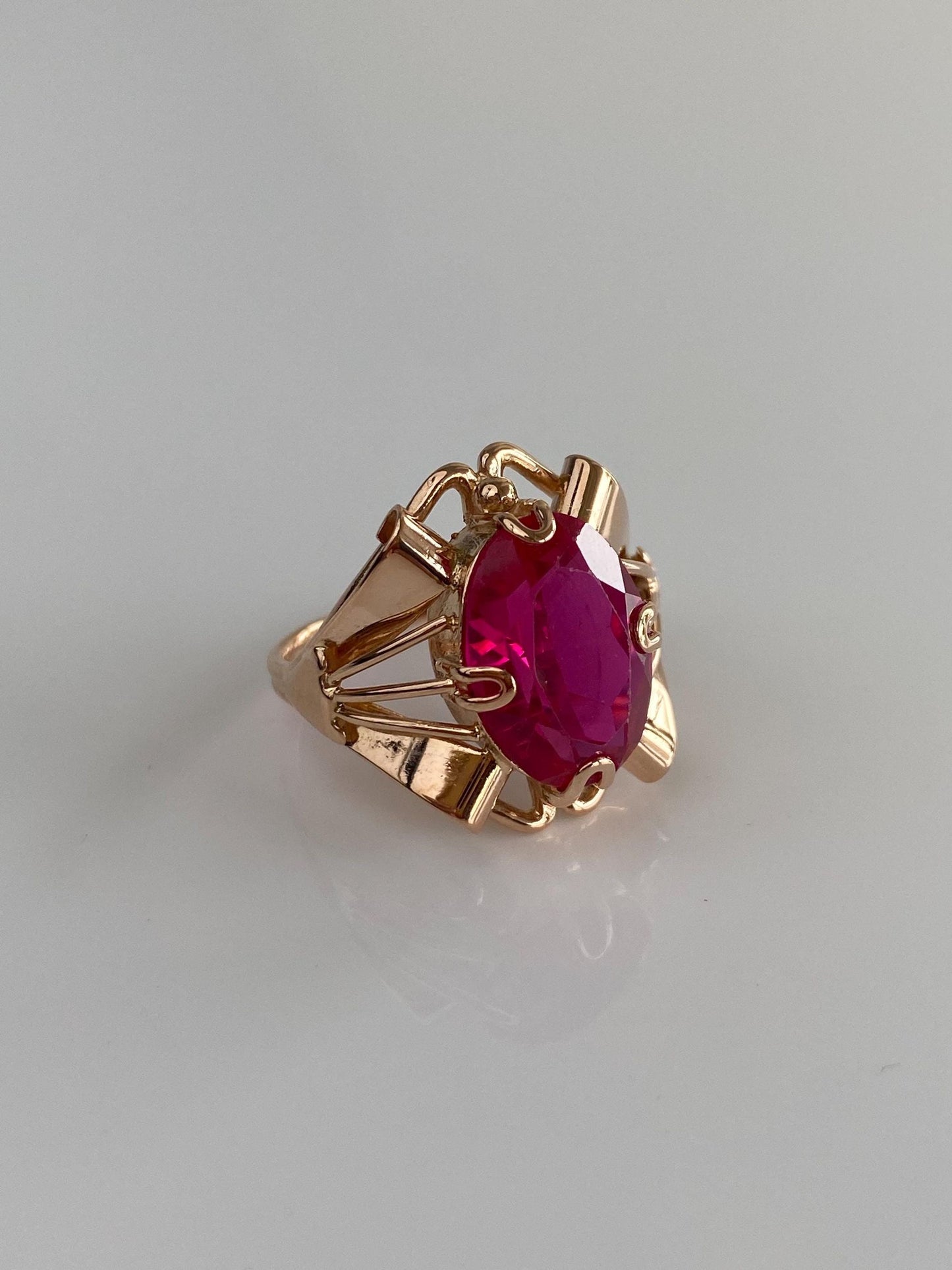 Vintage Solid 14k Rose Gold Pink Sapphire Ring - Size 7.5