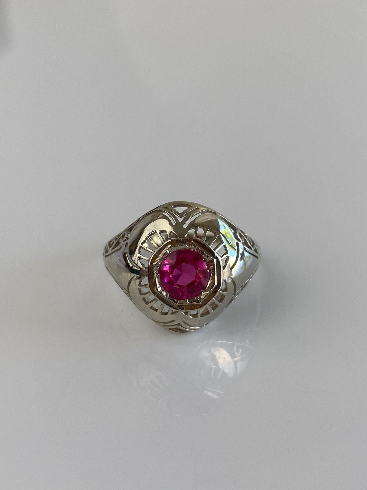 Vintage Solid 14k White Gold Pink Sapphire Domed Art Deco Ring - Size 8