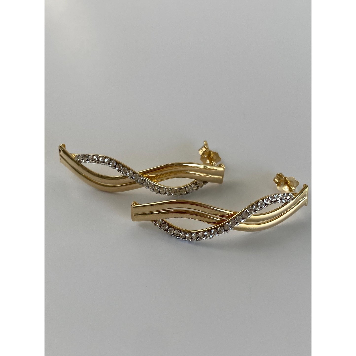 Vintage Solid 14k Yellow Gold Cubic Zirconia Long Twist Drop Earrings