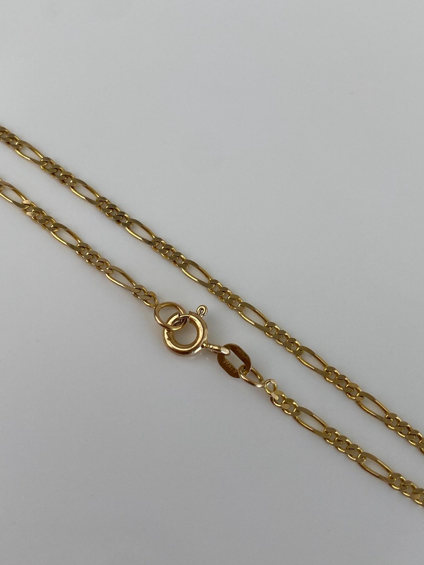 Vintage Solid 14k Yellow Gold Dainty Figaro Chain Bracelet - 7 inches