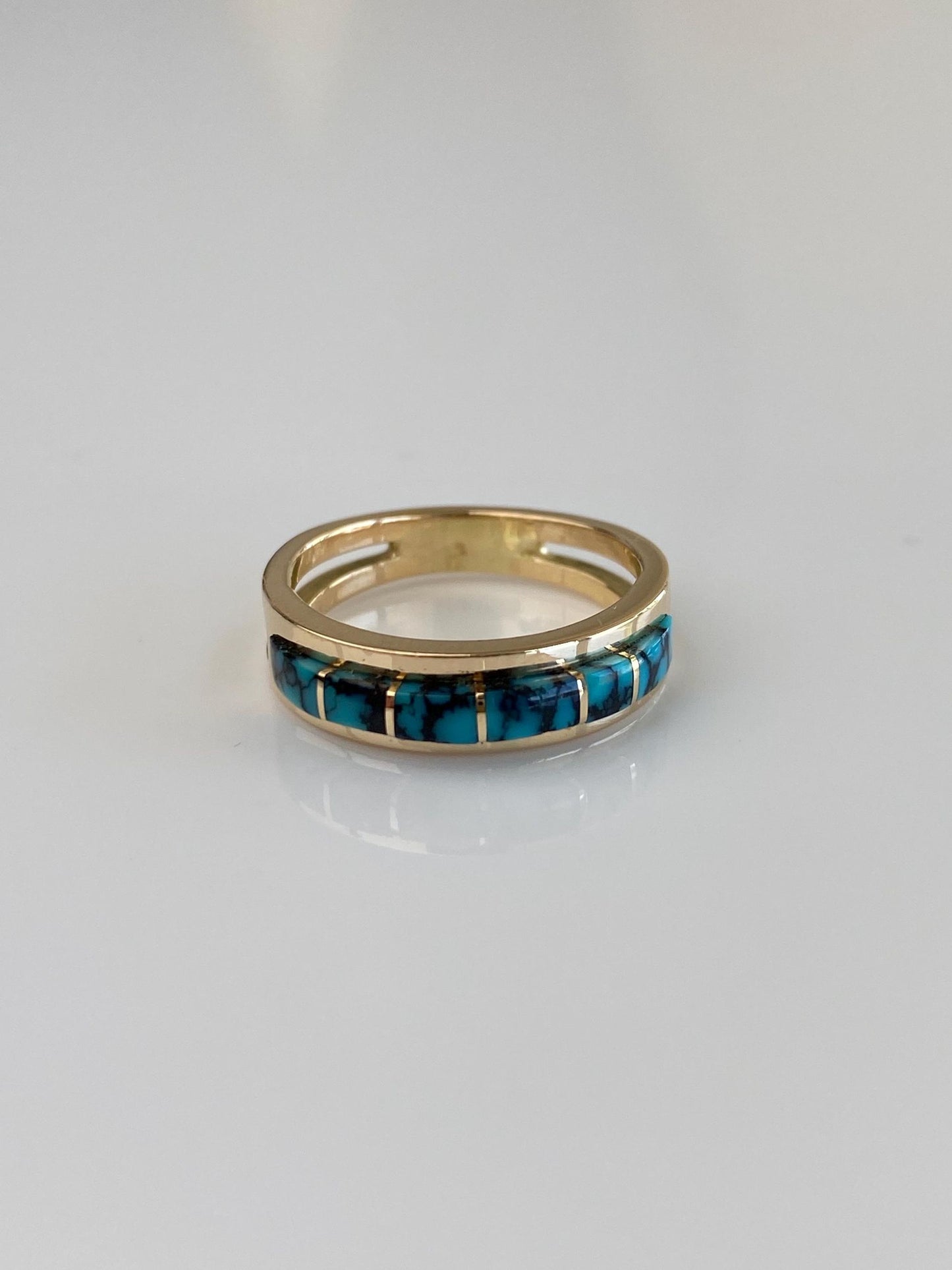 Vintage Solid 14k Yellow Gold Patrick Smith Turquoise Inlay  Ring - Size 5.5
