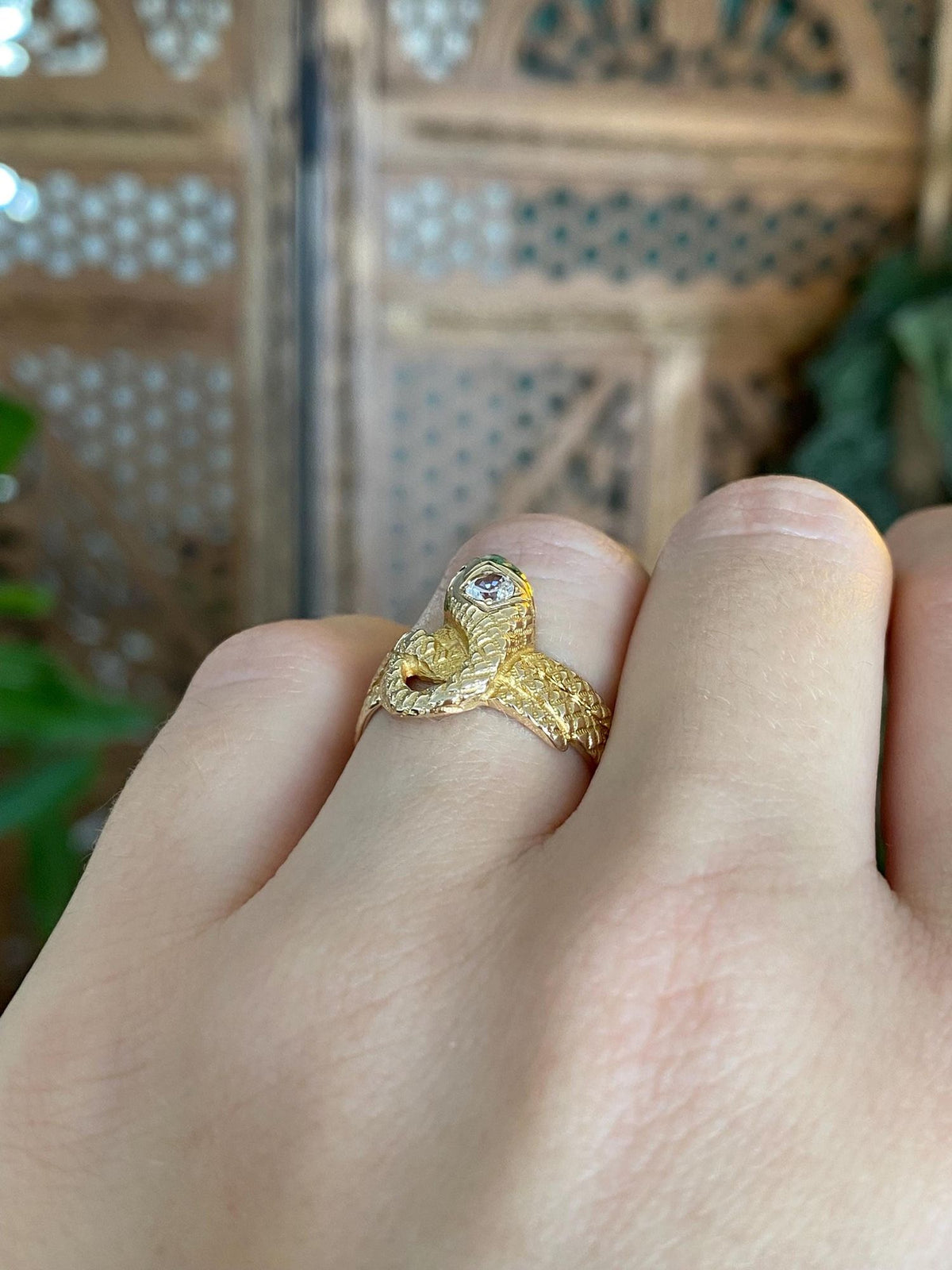 Vintage Solid 14k Yellow Gold Clear Sapphire Snake Ring - Size 6