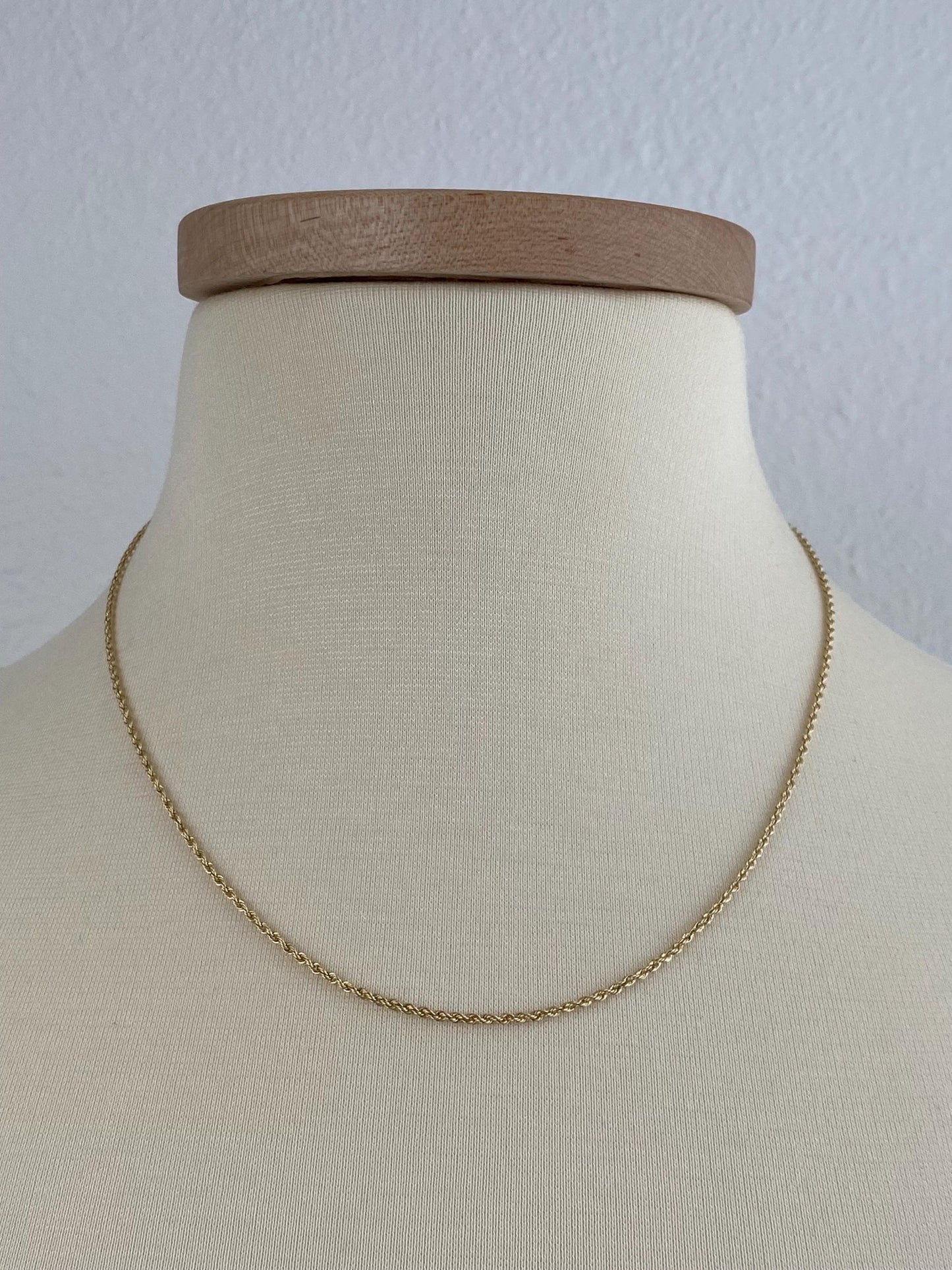 Vintage Solid 14k Yellow Gold Slim Rope Chain Necklace - 18.75 inches
