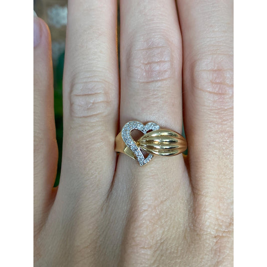 Vintage Solid 10k Yellow Gold Clear Sapphire Heart Ring - Size 6.25