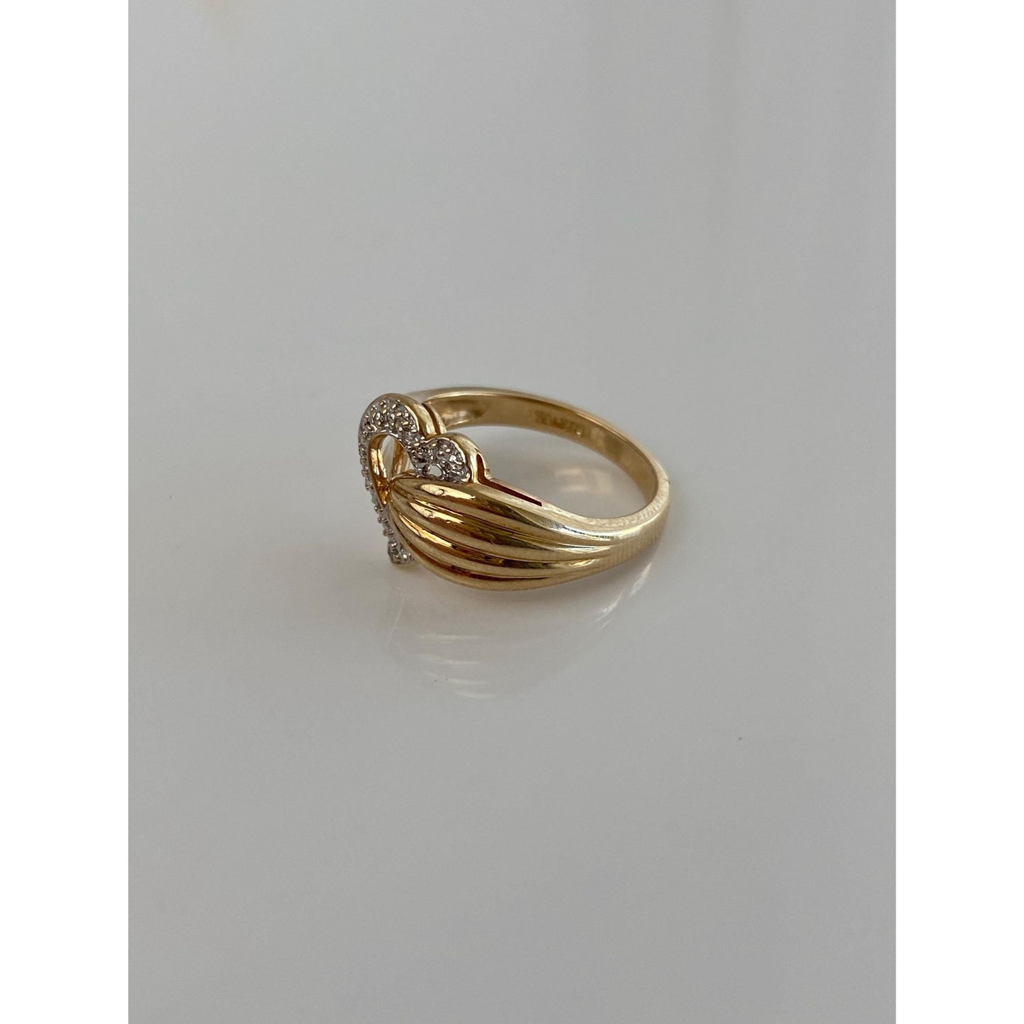 Vintage Solid 10k Yellow Gold Clear Sapphire Heart Ring - Size 6.25