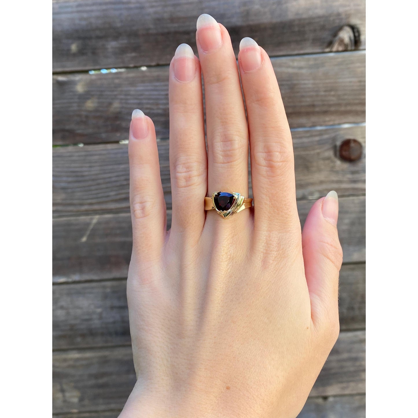 Vintage Solid 10k Yellow Gold Garnet Triangle Ring - Size 8