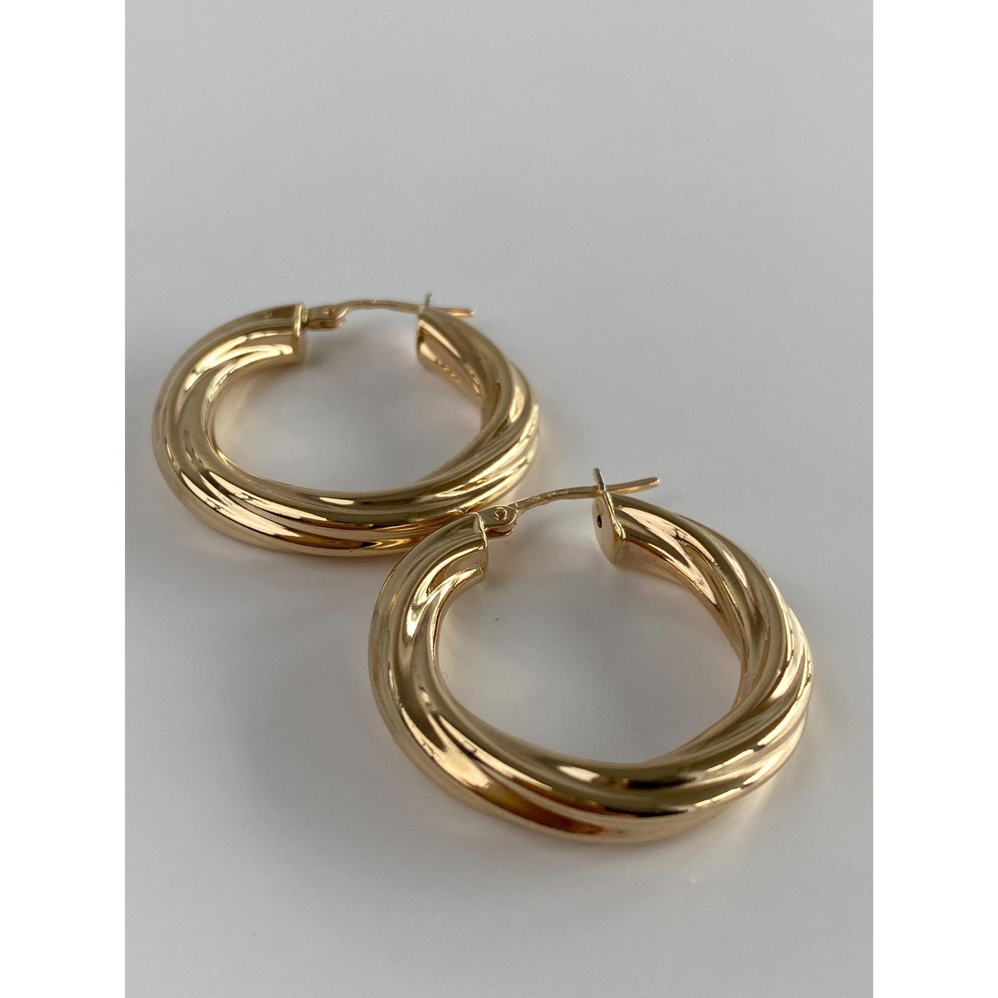 Vintage 14k Yellow Gold Twisted Hoop Earrings