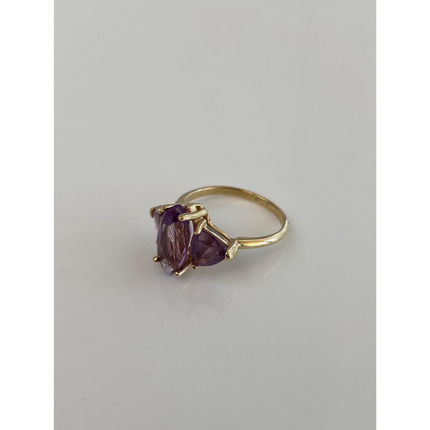 Vintage Solid 10k Yellow Gold Triple Amethyst Ring - Size 5.5