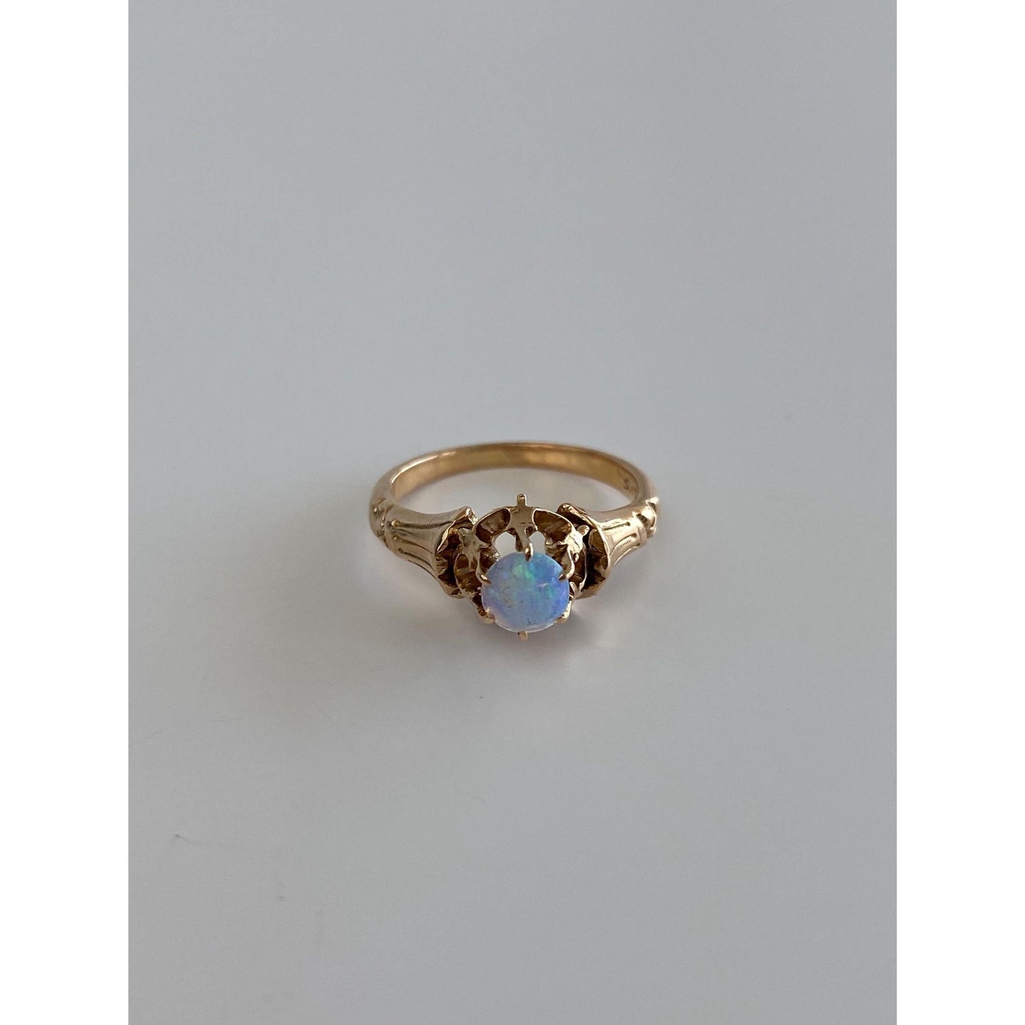 Vintage Solid 14k Yellow Gold Opal Ring - Size 4.25