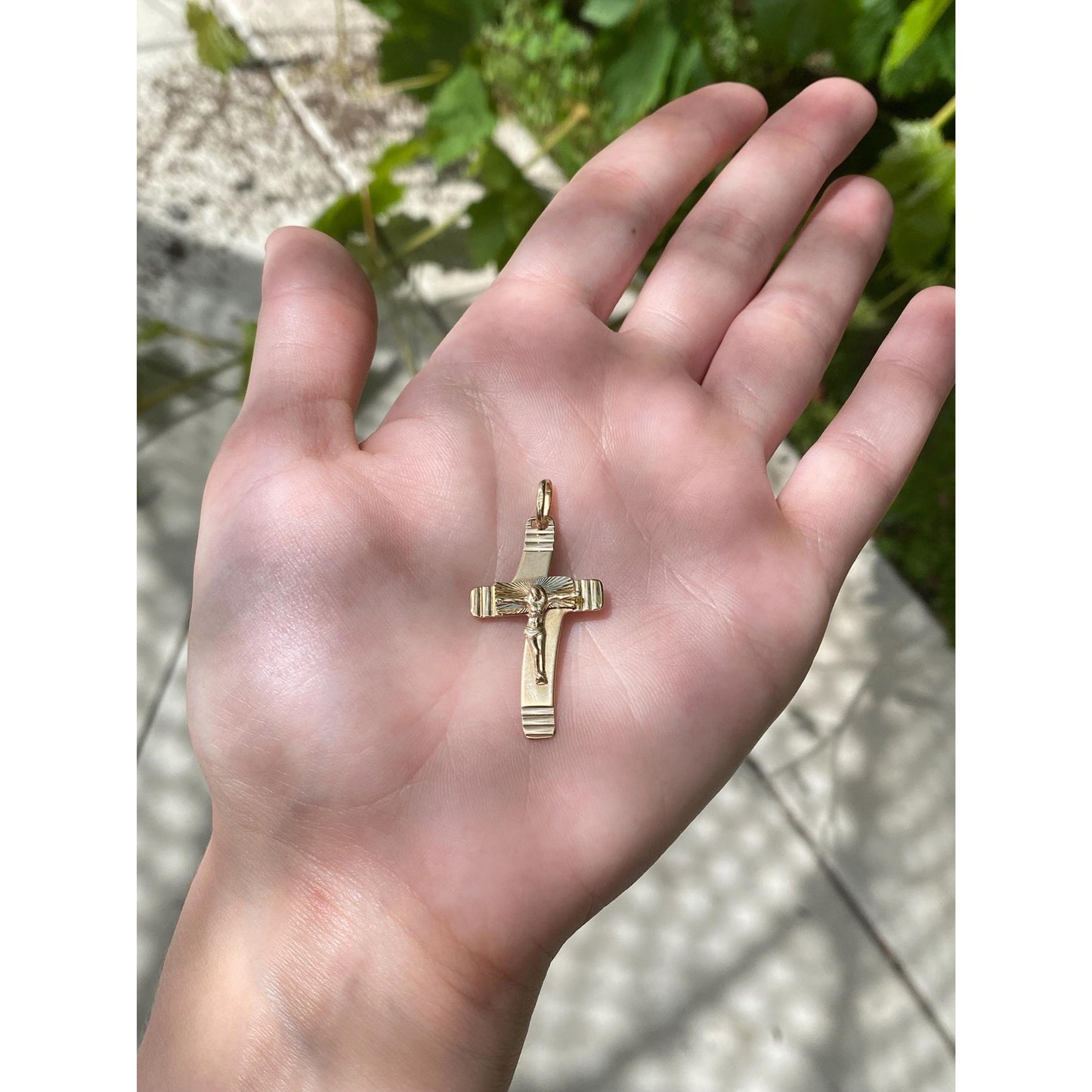 Vintage Solid 14k Yellow Gold Crucifix Cross Charm