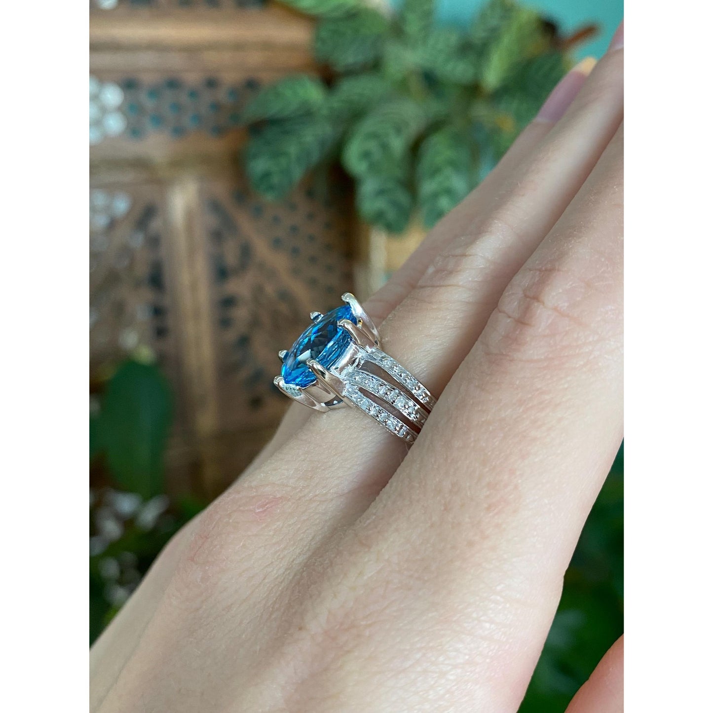 Vintage Solid 14k White Gold Diamond Topaz Ring - Size 6