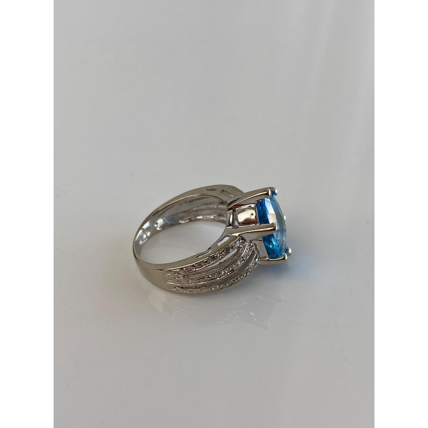 Vintage Solid 14k White Gold Diamond Topaz Ring - Size 6