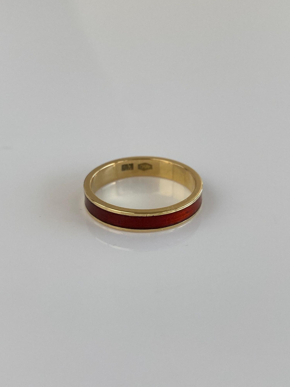 Vintage Solid 18k Yellow Gold Red Enamel Inlay Ring Band - Size 6
