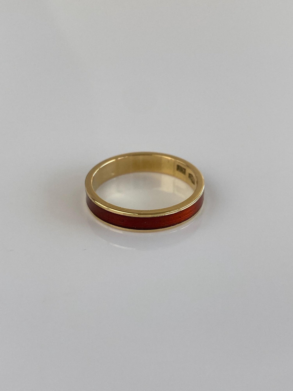 Vintage Solid 18k Yellow Gold Red Enamel Inlay Ring Band - Size 6