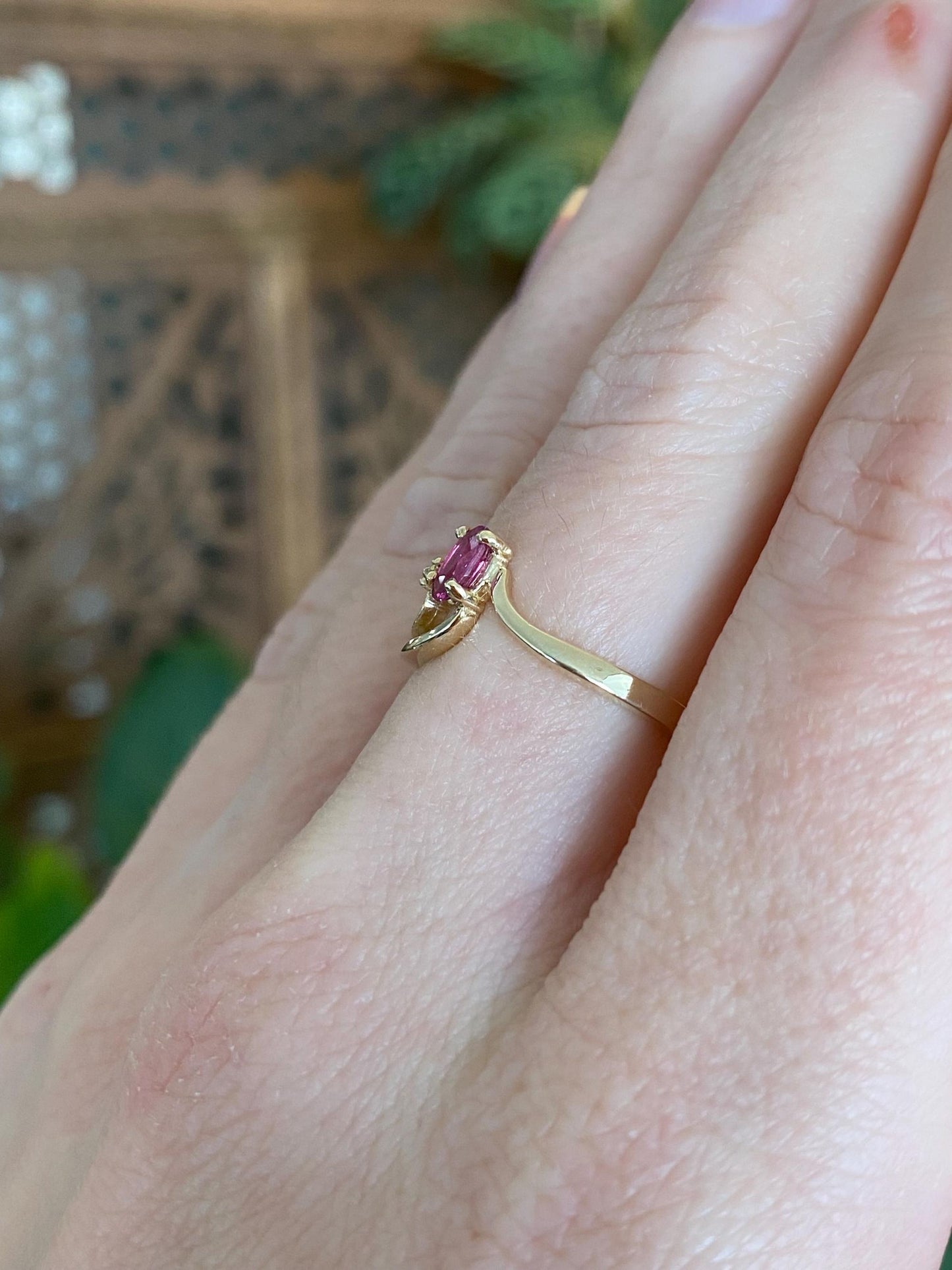 Vintage Solid 14k Yellow Gold Pink Sapphire Diamond Ring - Size 5.5