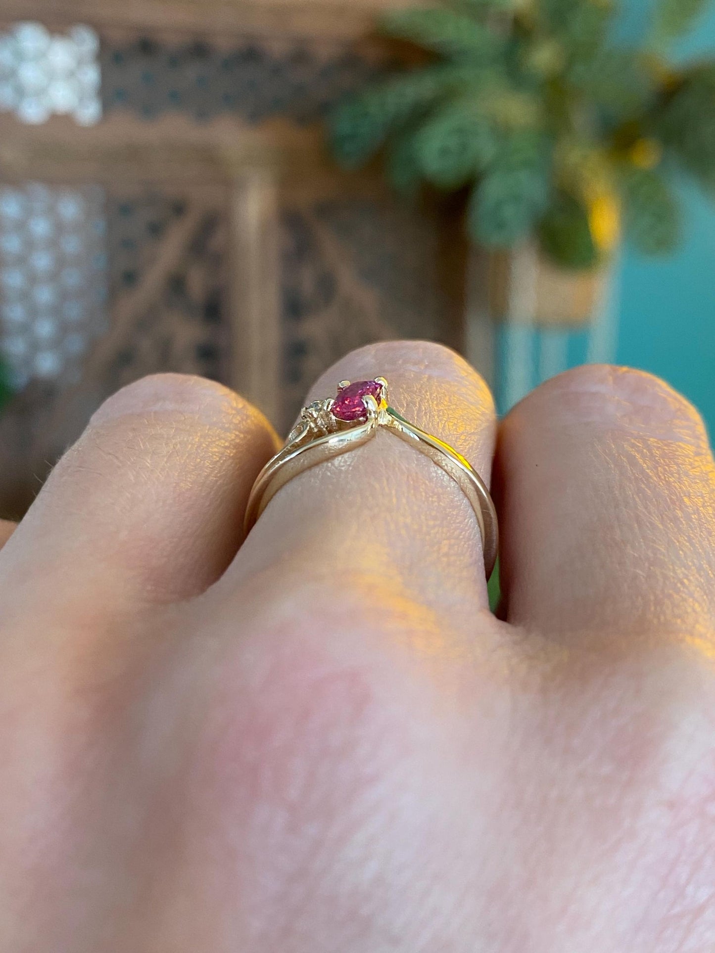Vintage Solid 14k Yellow Gold Pink Sapphire Diamond Ring - Size 5.5