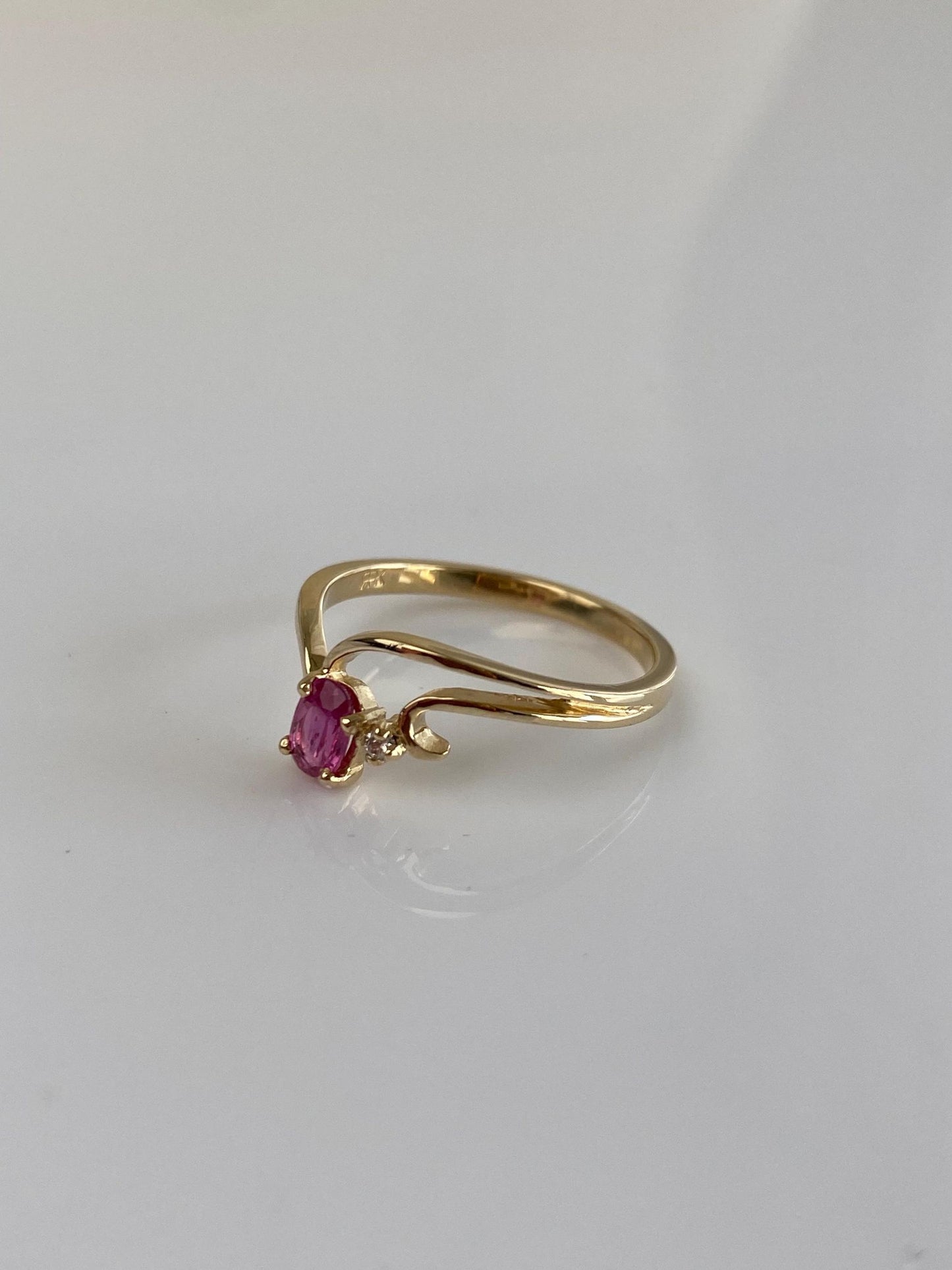 Vintage Solid 14k Yellow Gold Pink Sapphire Diamond Ring - Size 5.5