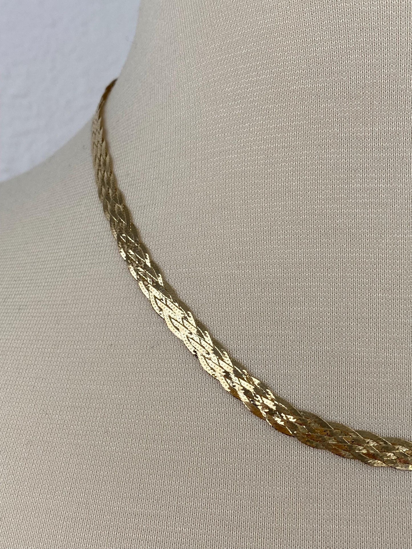 Vintage Solid 14k Yellow Gold Woven Flat Chain Necklace - 18 inches