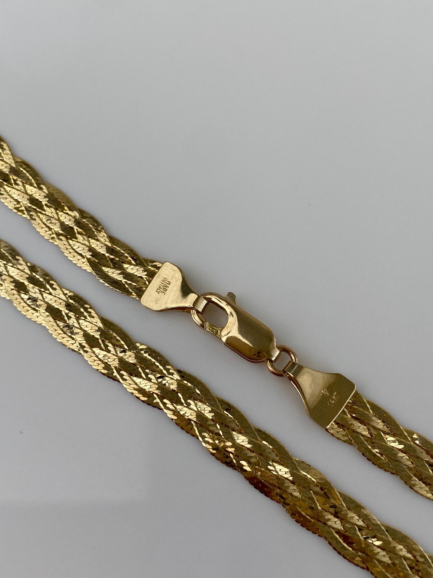 Vintage Solid 14k Yellow Gold Woven Flat Chain Necklace - 18 inches