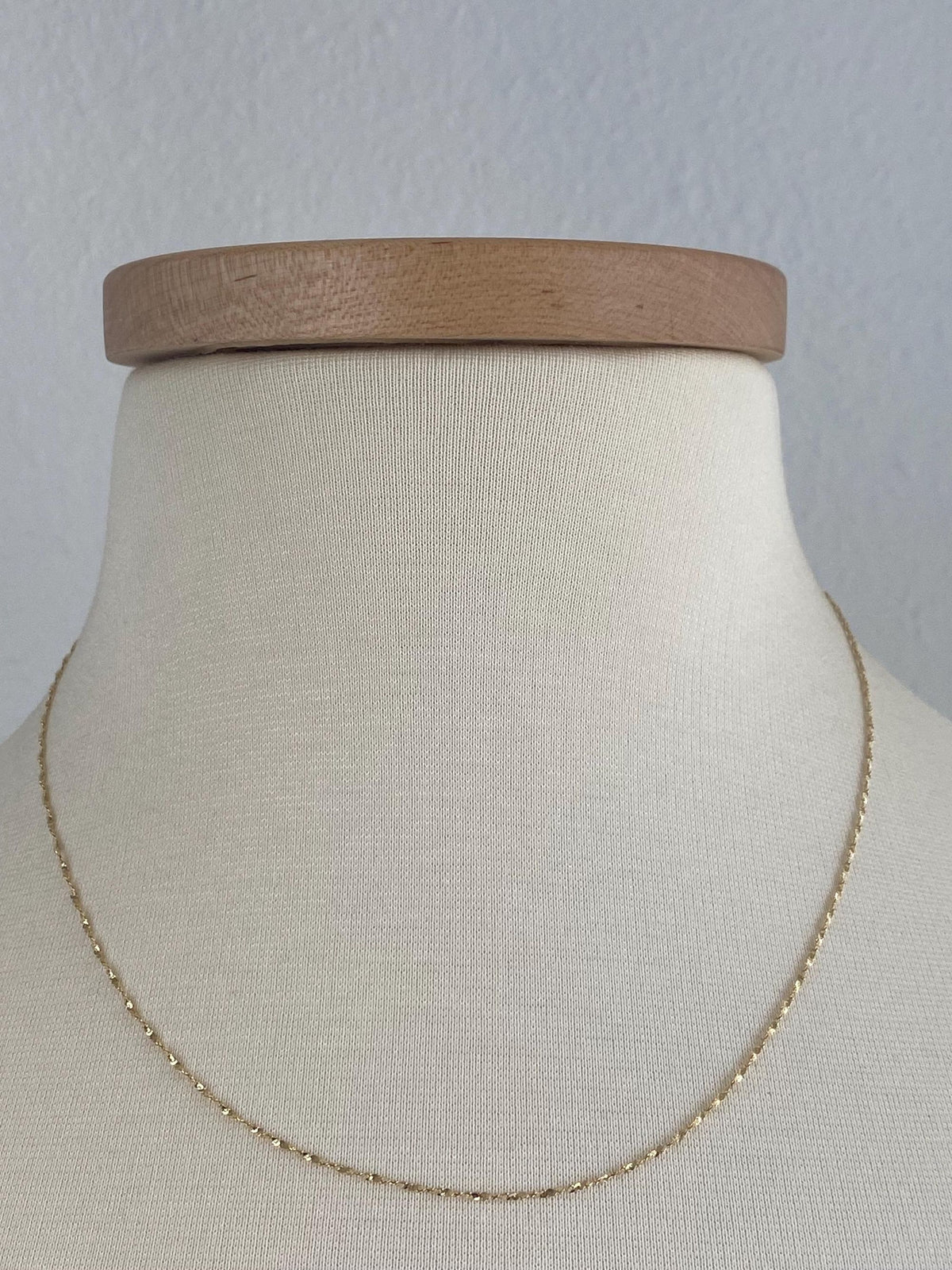 Vintage Solid 14k Yellow Gold Twisted Serpentine Chain Necklace - 18.25 inches