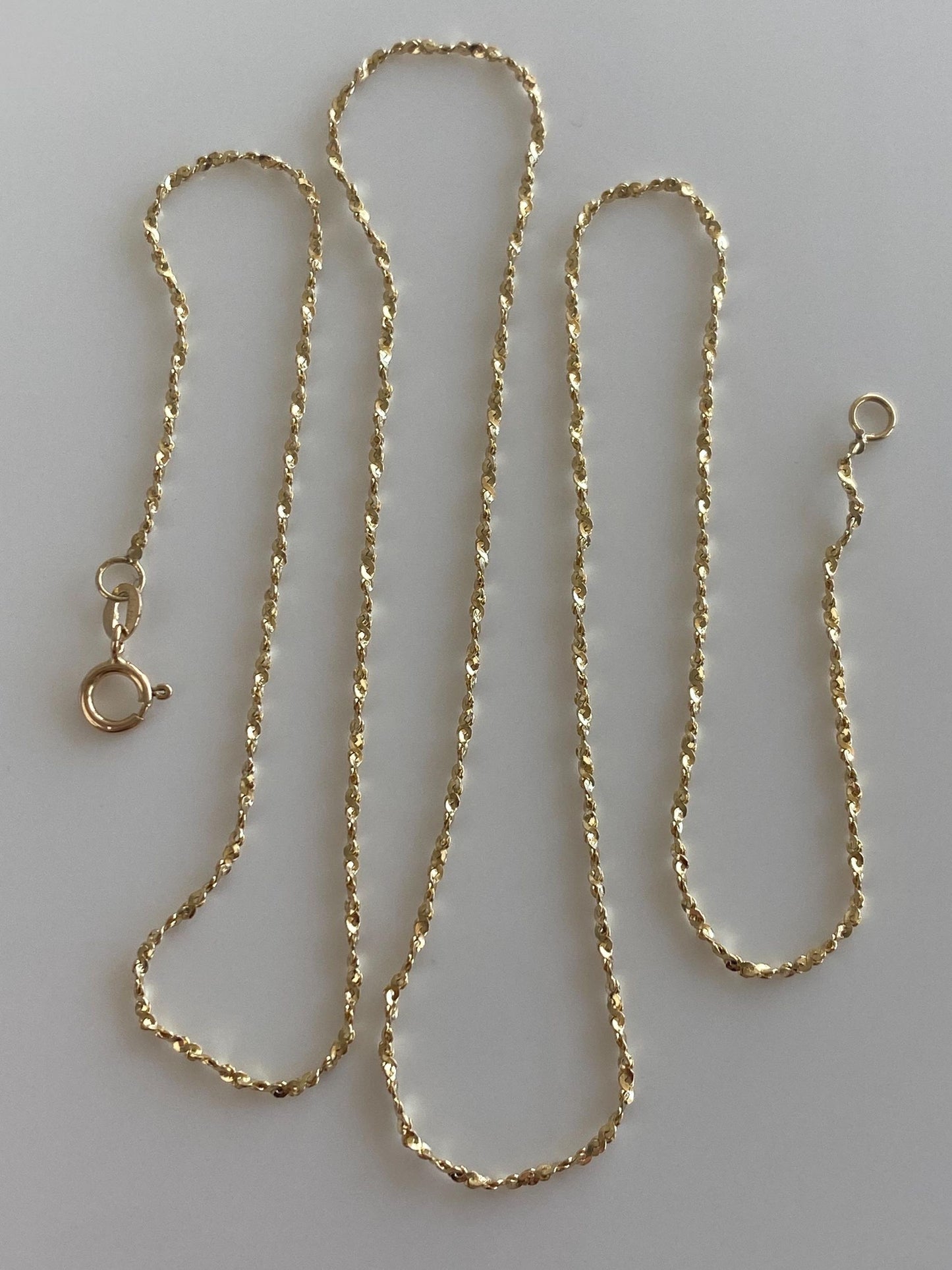 Vintage Solid 14k Yellow Gold Twisted Serpentine Chain Necklace - 18.25 inches