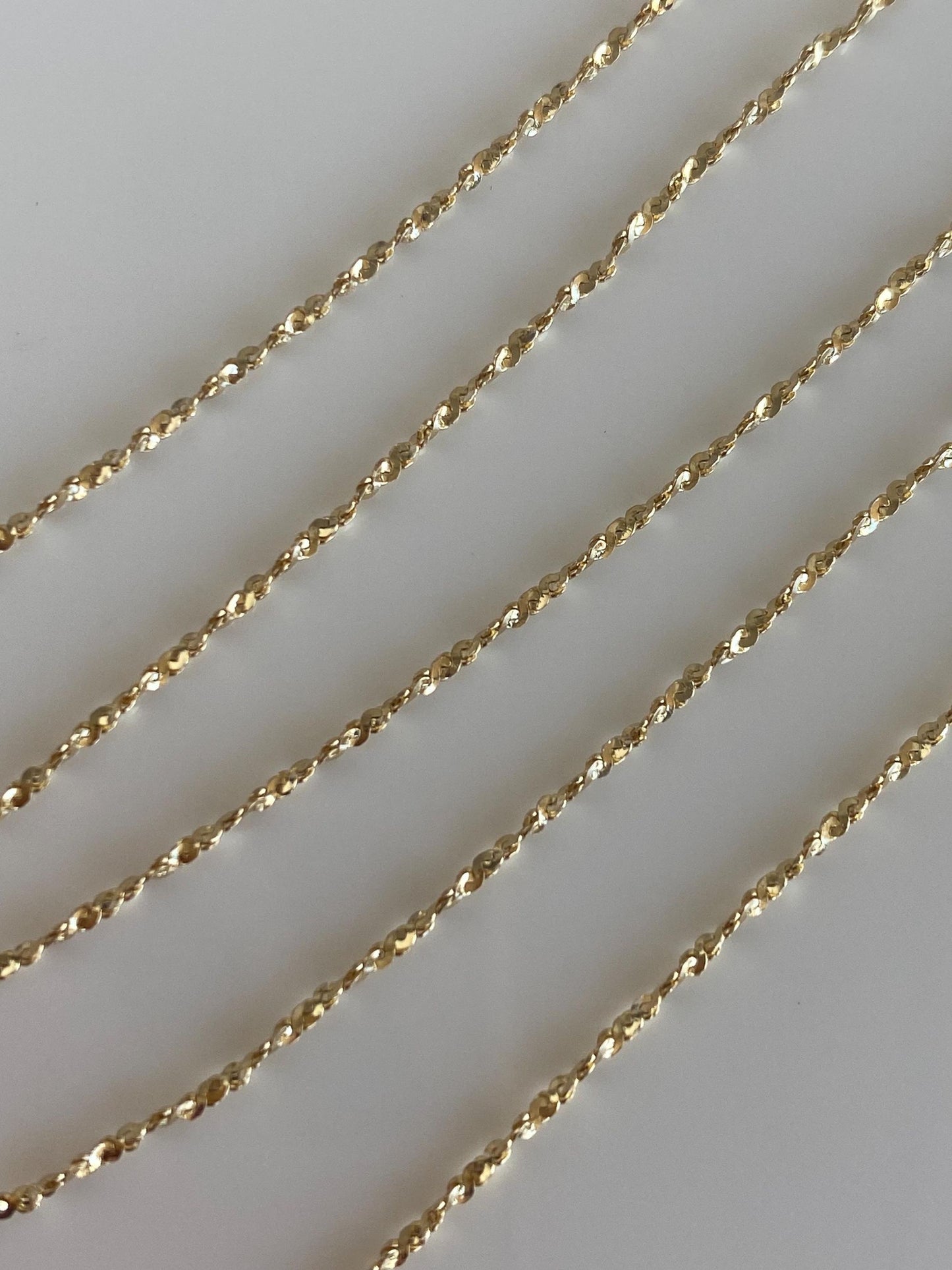 Vintage Solid 14k Yellow Gold Twisted Serpentine Chain Necklace - 18.25 inches