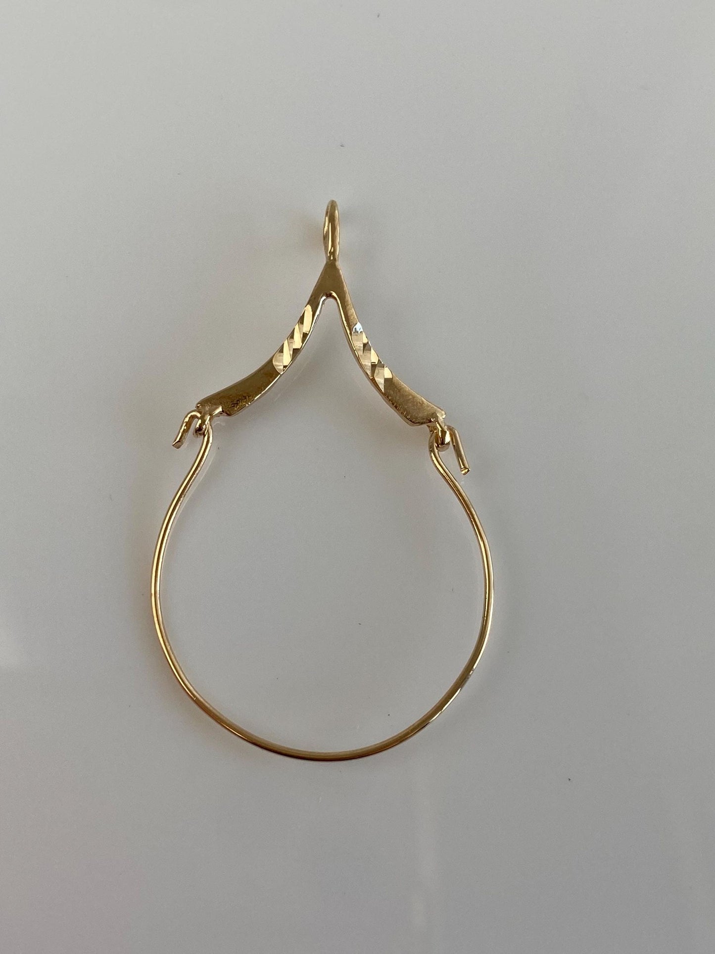 Vintage Solid 14k Yellow Gold Diamond Cut Charm Holder