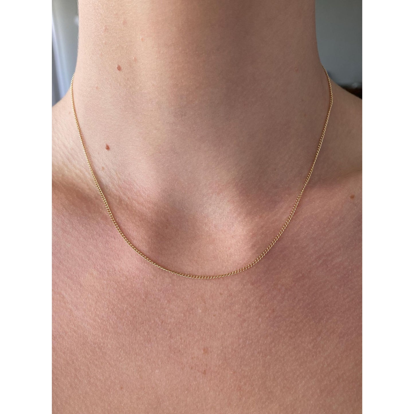 Vintage Solid 10k Yellow Gold Dainty Curb Chain Necklace - 16.5 inches