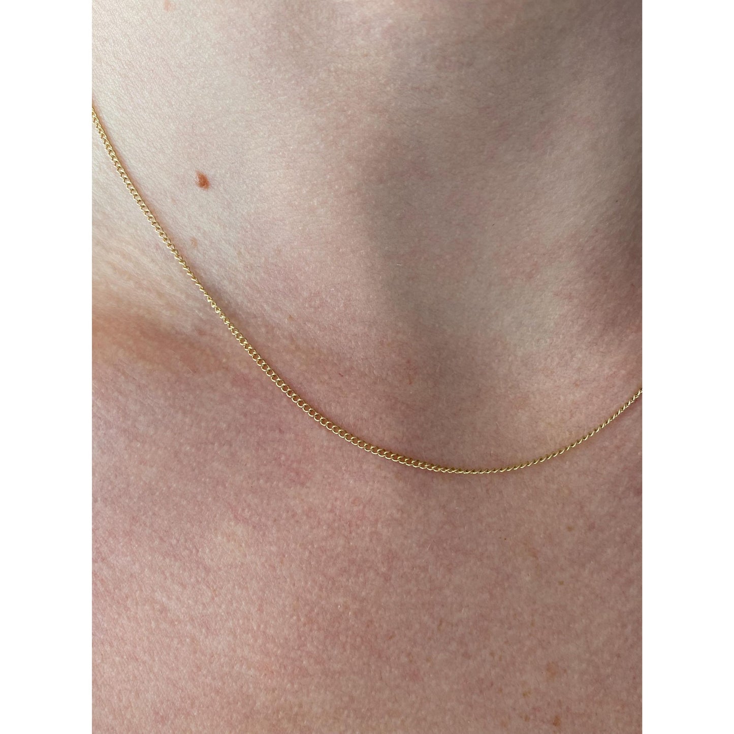 Vintage Solid 10k Yellow Gold Dainty Curb Chain Necklace - 16.5 inches