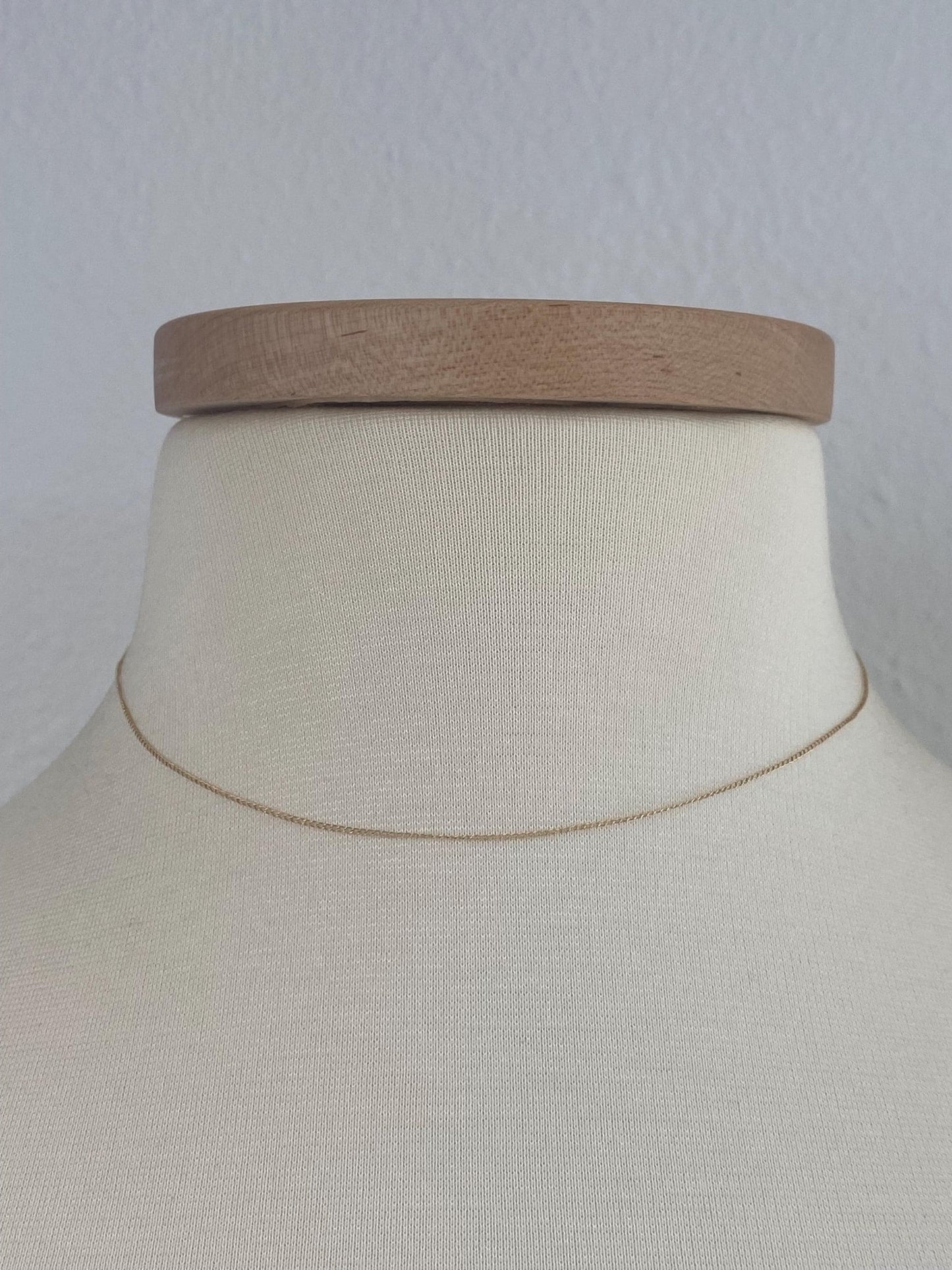 Vintage Solid 14k Yellow Gold Dainty Elongated Curb Chain Necklace - 15 inches