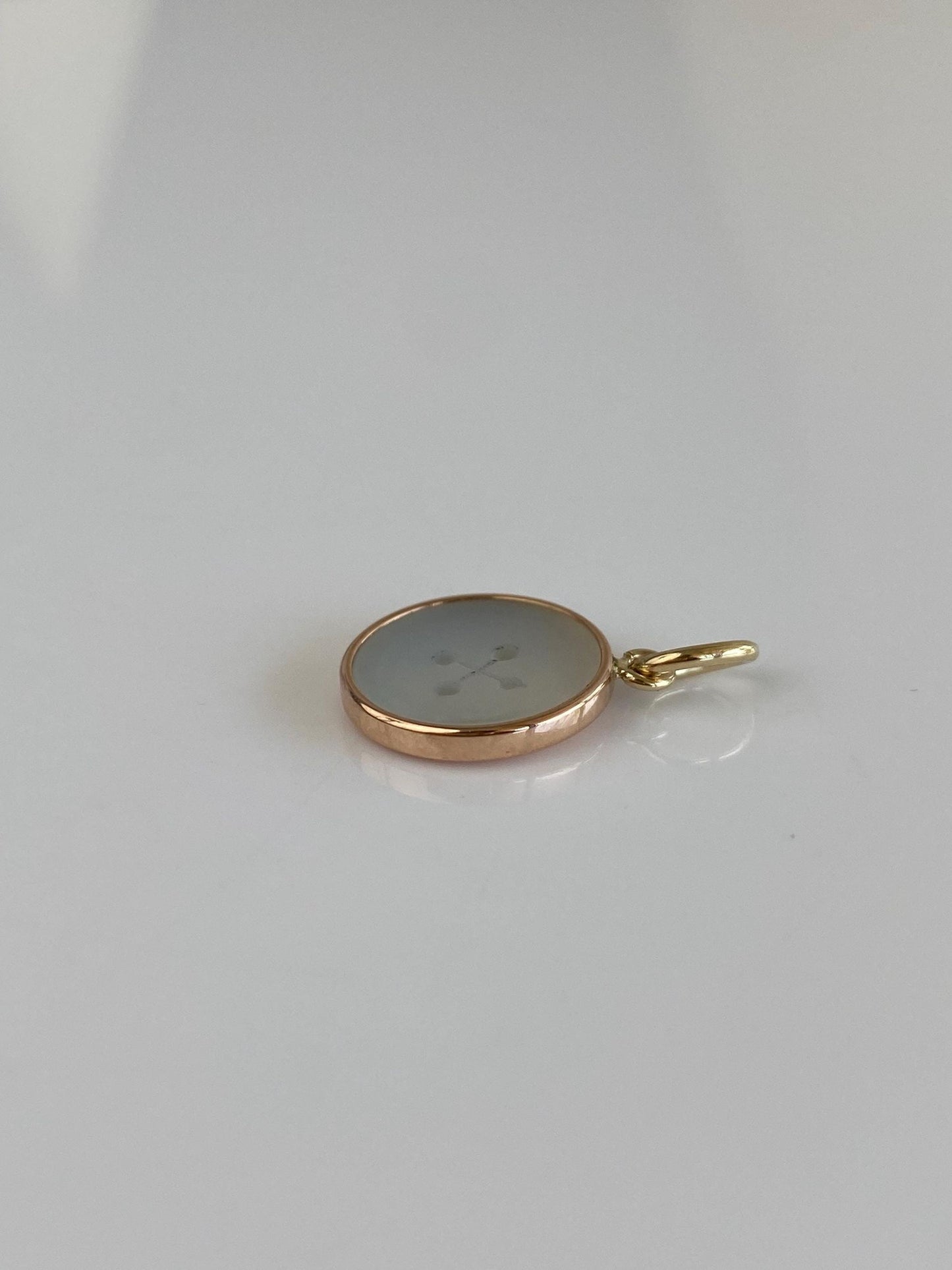 Vintage Solid 14k Yellow Gold Mother of Pearl Button Cufflink Charm