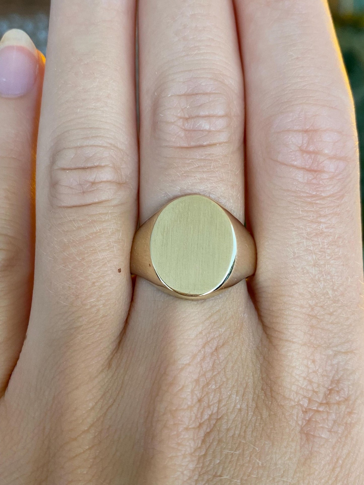 Vintage Solid 10k Yellow Gold Signet Ring - Size 9.75