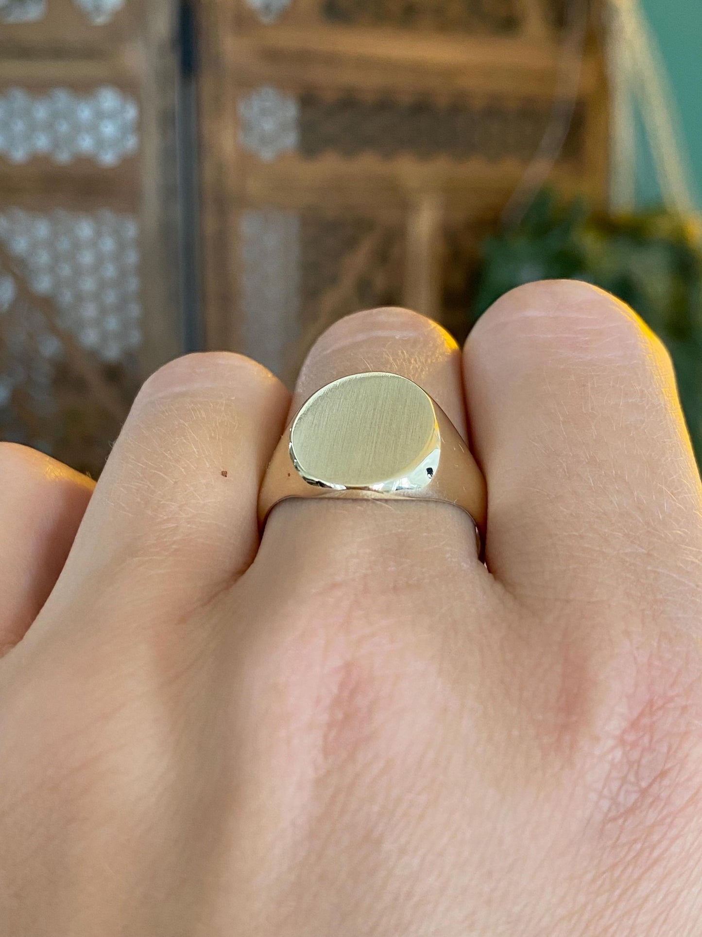 Vintage Solid 10k Yellow Gold Signet Ring - Size 9.75