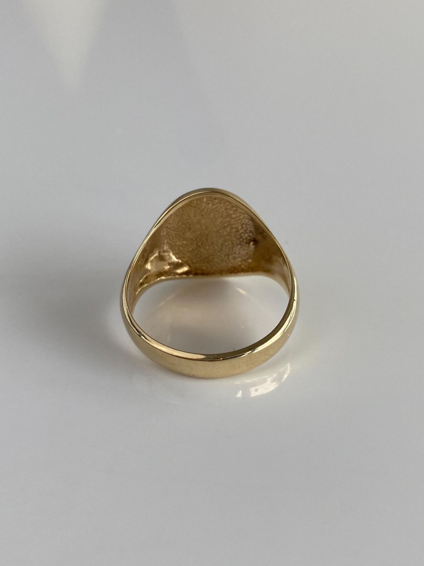 Vintage Solid 10k Yellow Gold Signet Ring - Size 9.75