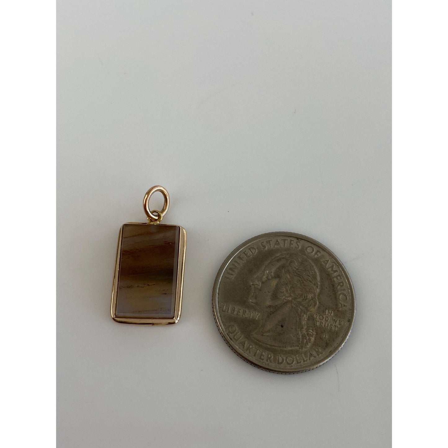 Vintage Solid 10k Yellow Gold Agate Charm