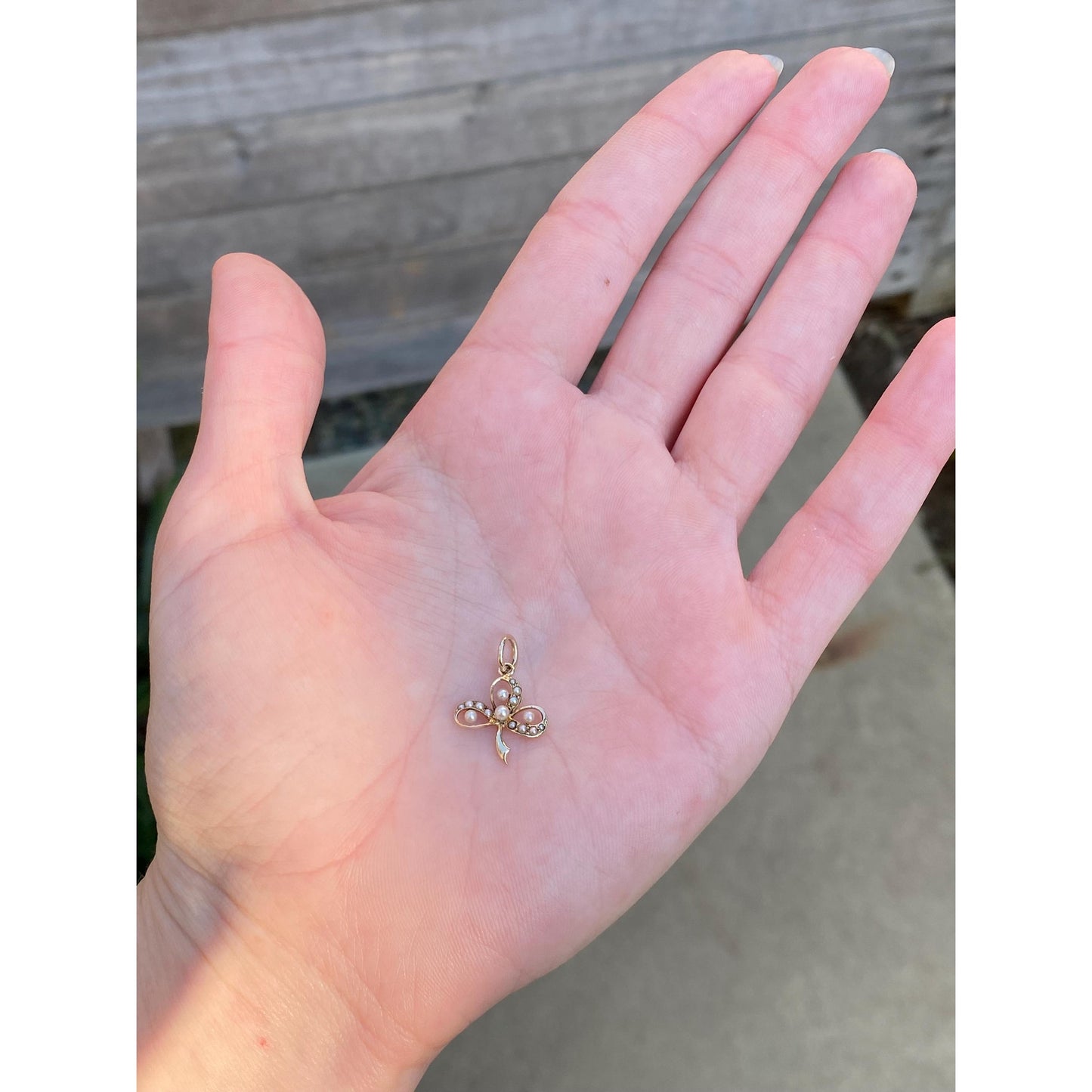 Vintage Solid 14k Yellow Gold Seed Pearl Clover Charm