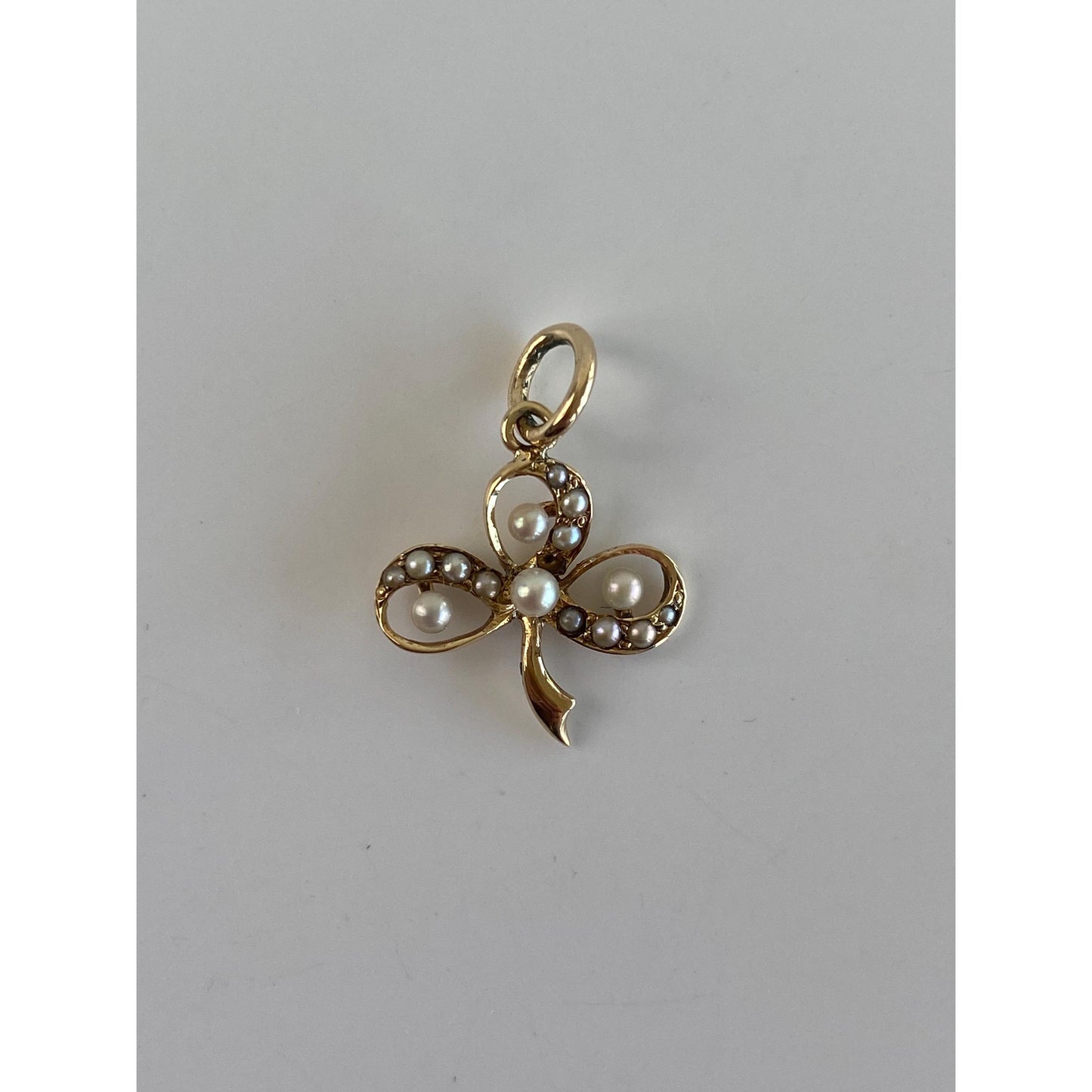 Vintage Solid 14k Yellow Gold Seed Pearl Clover Charm