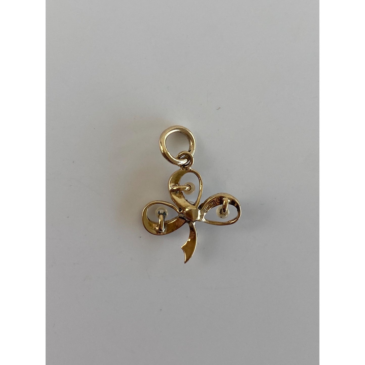 Vintage Solid 14k Yellow Gold Seed Pearl Clover Charm
