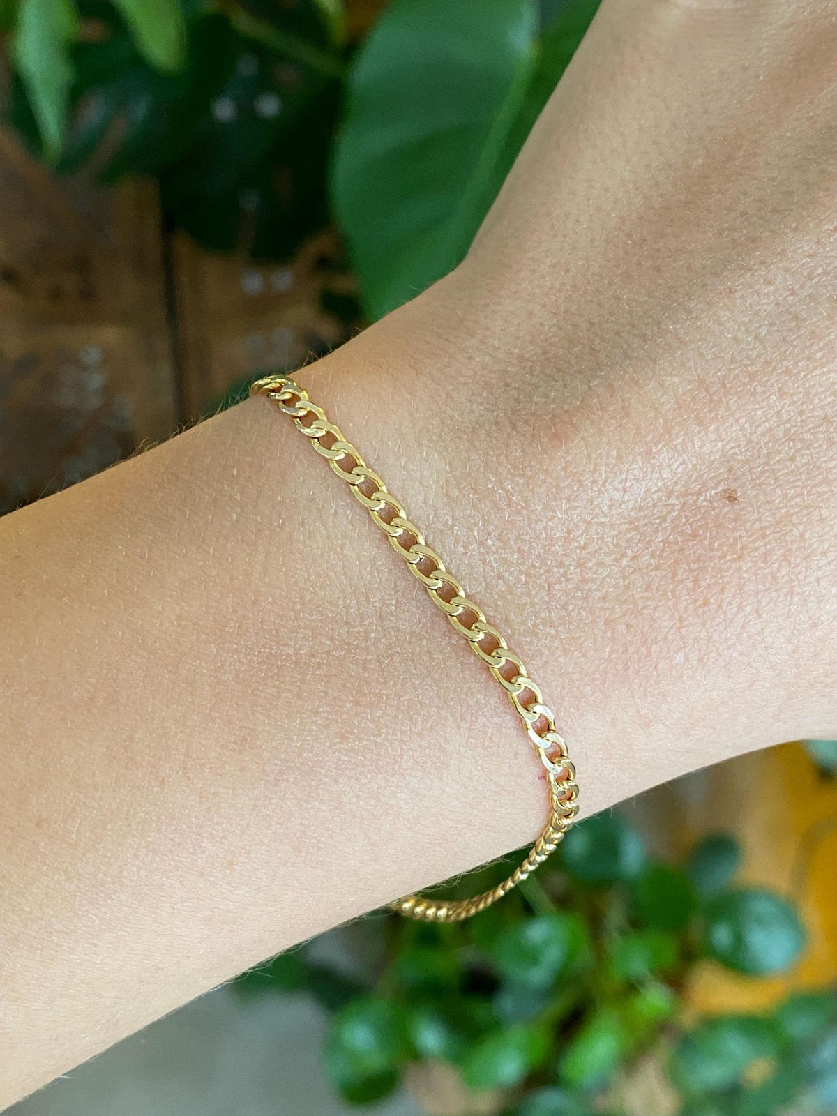 Vintage 10k Yellow Gold Elongated Curb Chain Bracelet - 8 inches