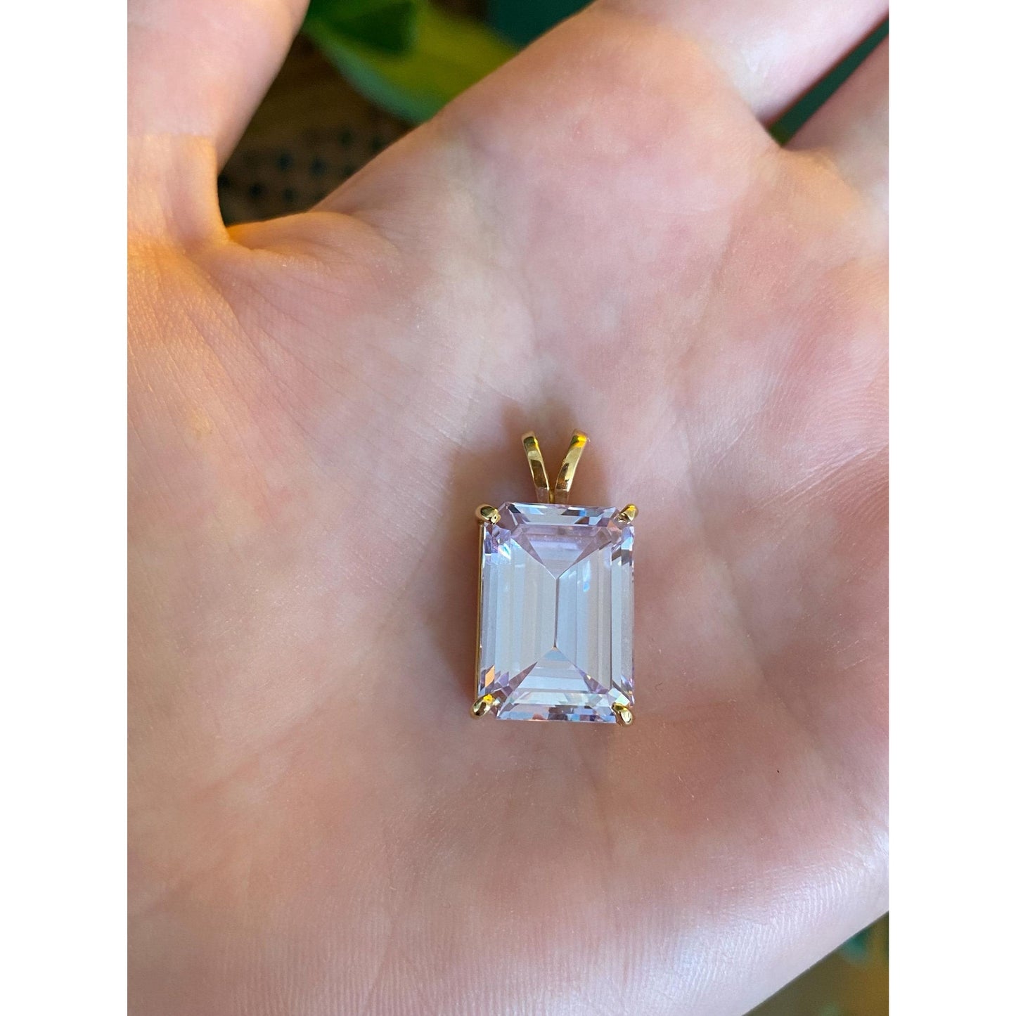 Vintage Solid 14k Yellow Gold Lilac Cubic Zirconia Charm