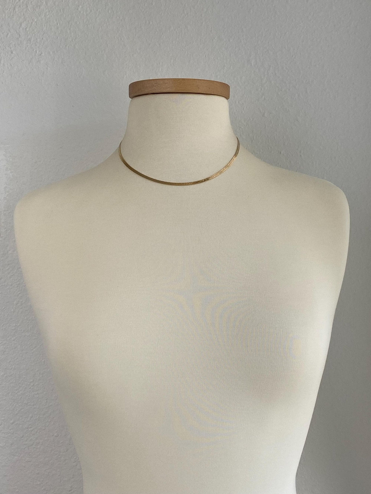 Vintage Solid 14k Yellow Gold Herringbone Chain Necklace - 17 inches