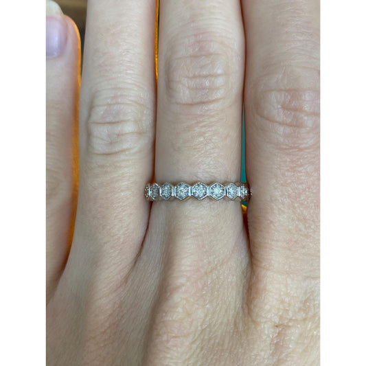 Vintage Solid 10k White Gold Diamond Ring Band - Size 6.75