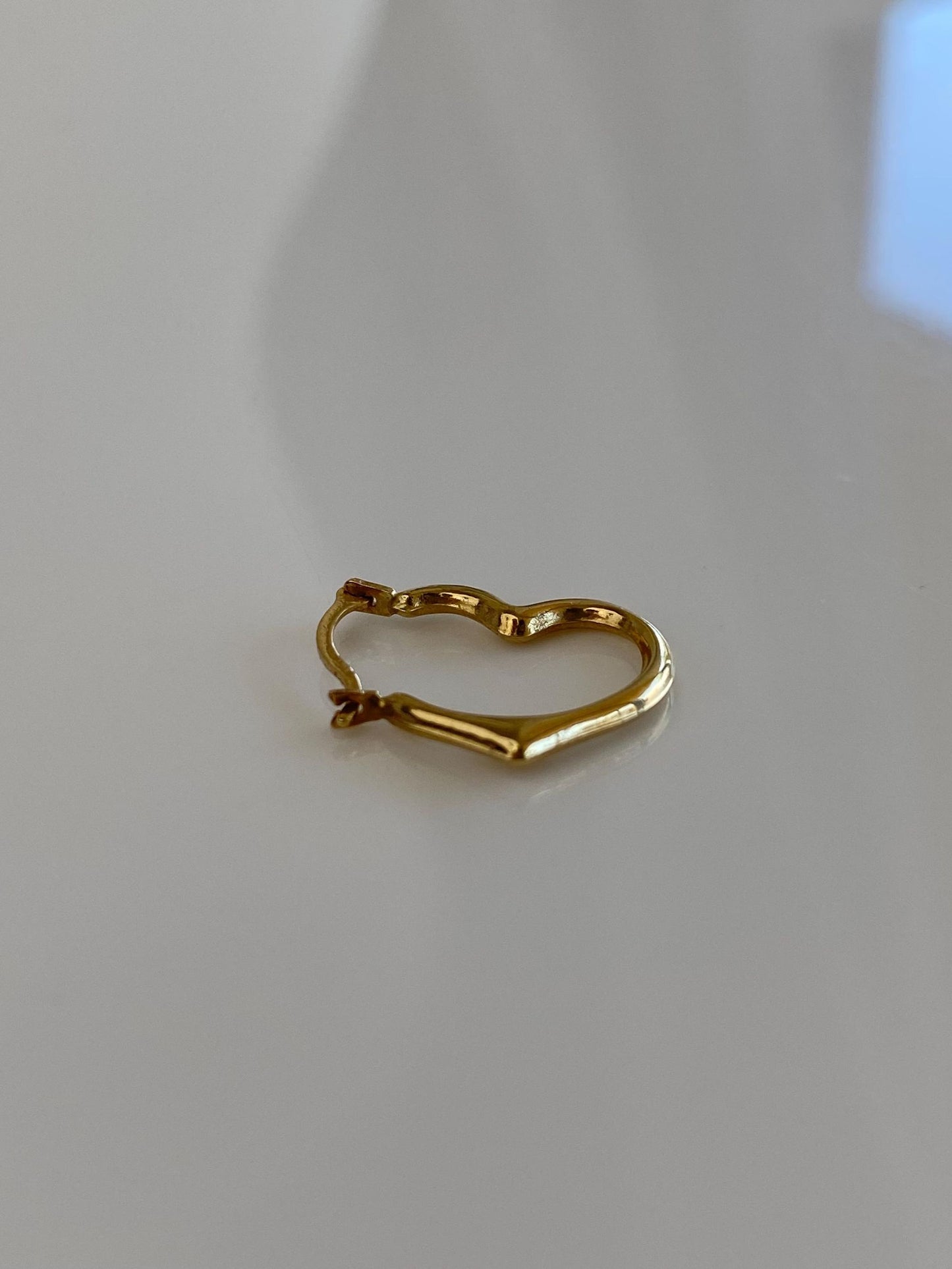 Vintage 14k Yellow Gold SINGLE Heart Hoop Earring