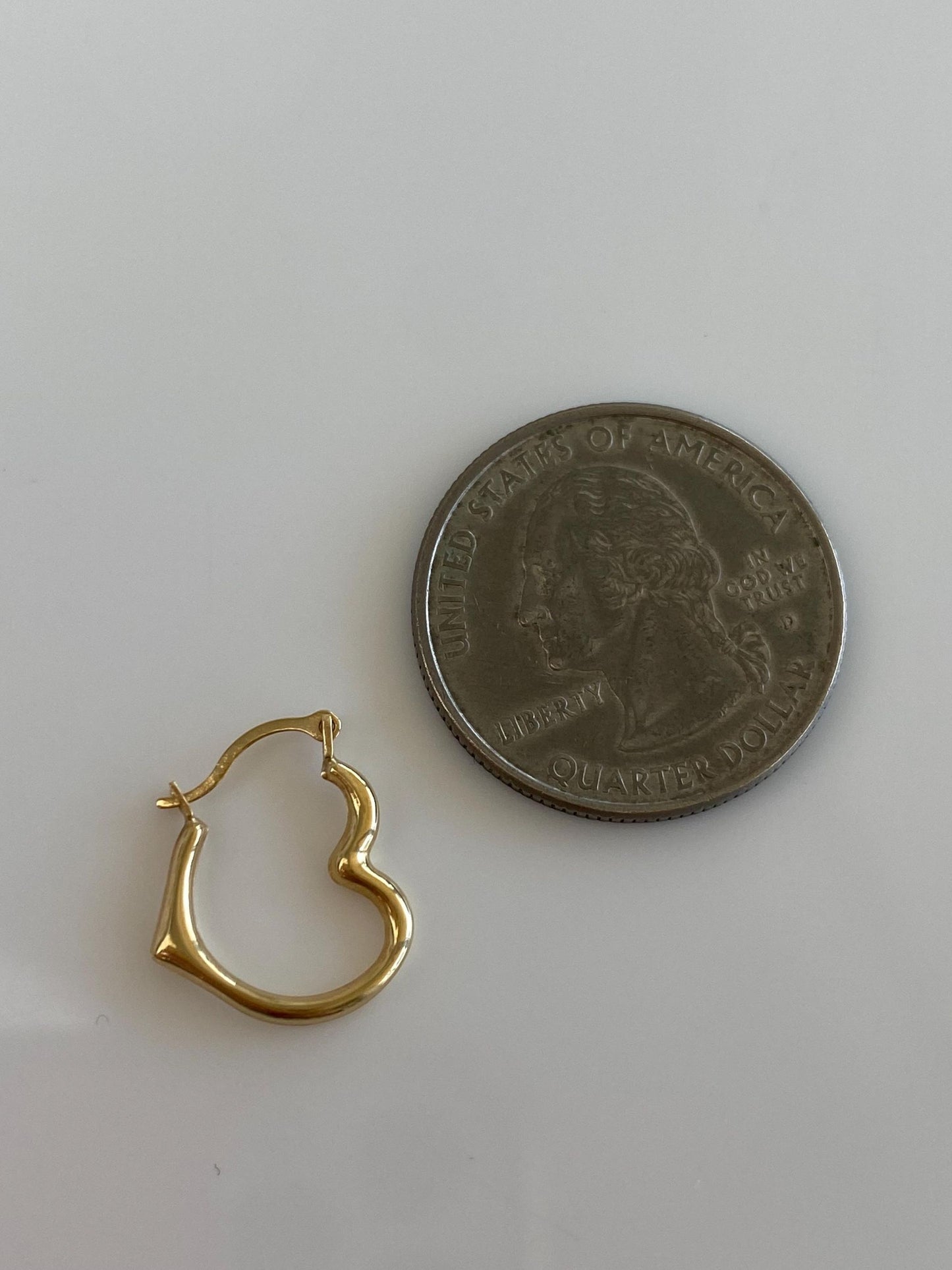 Vintage 14k Yellow Gold SINGLE Heart Hoop Earring