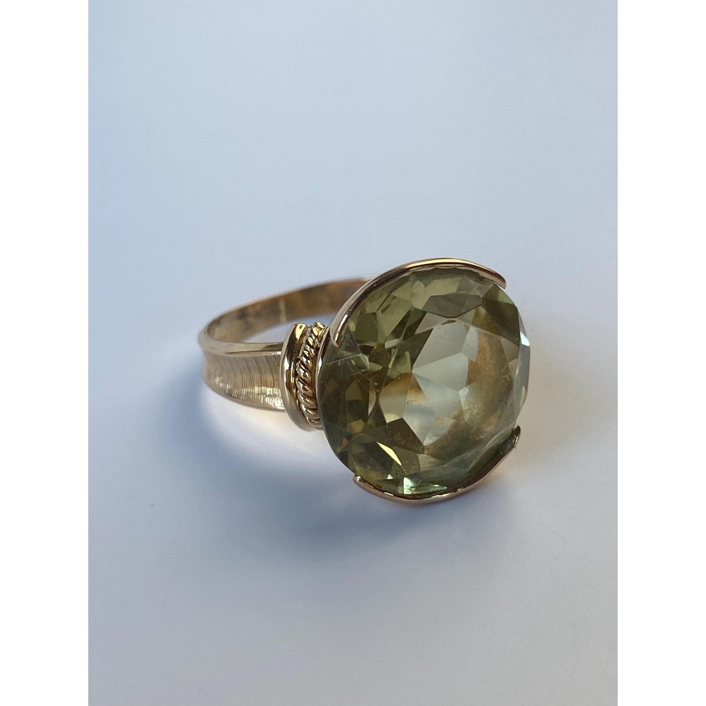 Vintage Solid 18k Yellow Gold Lemon Quartz Ring - Size 6.5