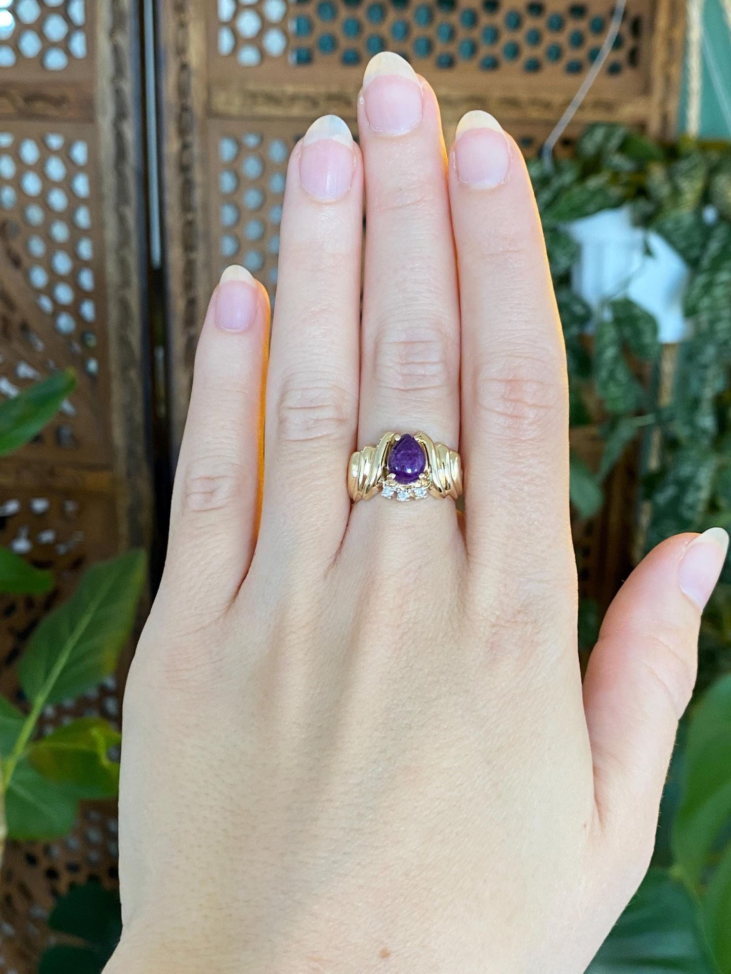 Vintage Solid 14k Yellow Gold Diamond Purple Charoite Designed Ring - Size 6.5